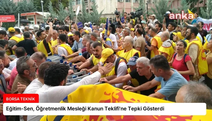 Eğitim-Sen, Öğretmenlik Mesleği Kanun Teklifi’ne Tepki Gösterdi
