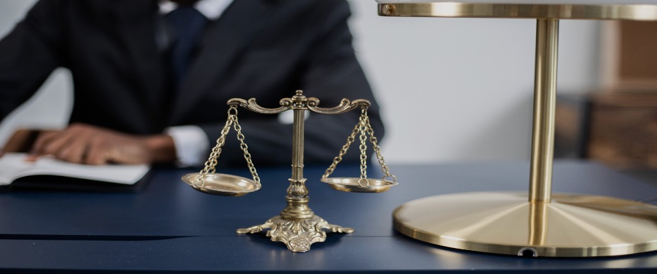 BOŞANMA SÜRECİNE GİRENLER DİKKAT: HATALI KARARLAR HAK KAYBINA YOL AÇIYOR